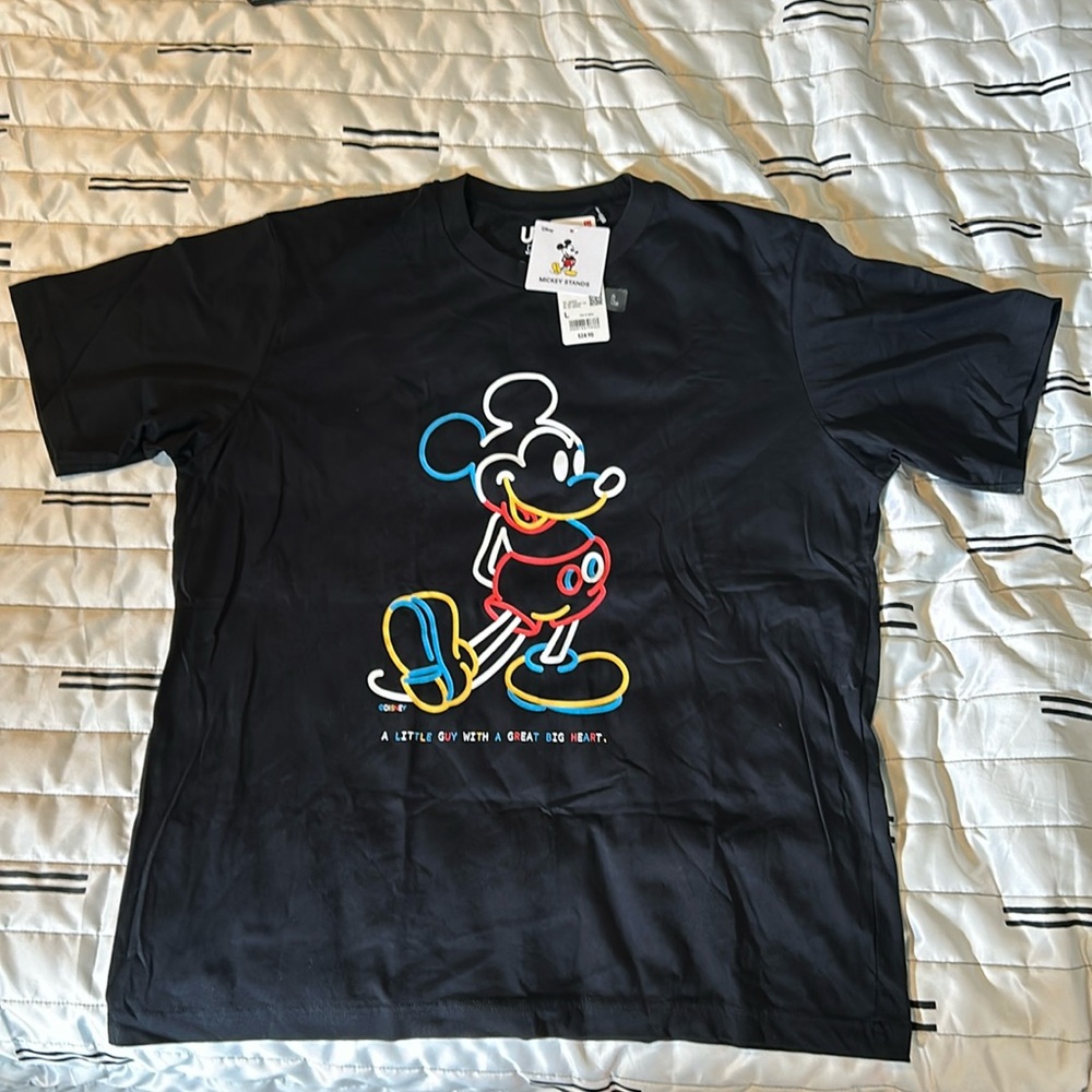 Mickey Uniqlo tee